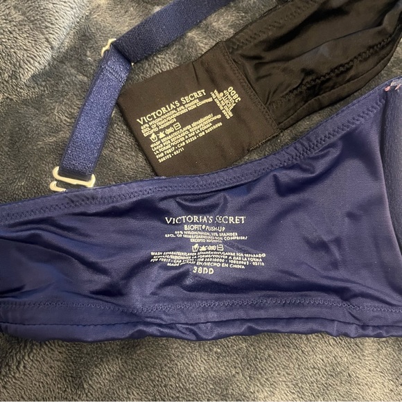 BIO FIT Push-up Bras (lot of 2) - Picture 3 of 5